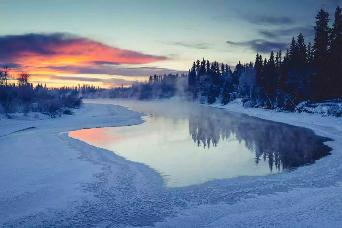 Lago en Alaska